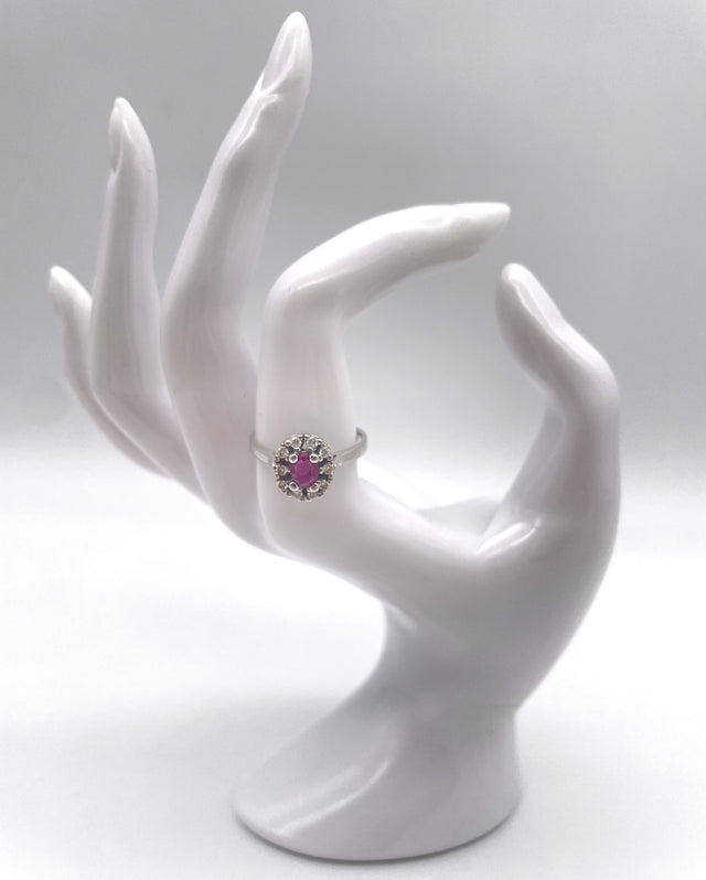 Exklusives Weißgold-Set mit Brillanten und Rubinen