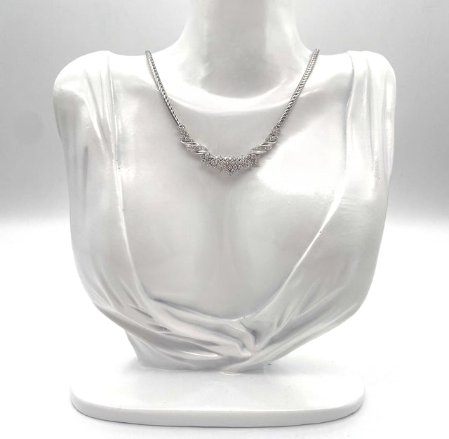 Exklusives Weißgold-Collier mit 2,65 ct Diamanten