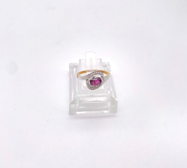 Bicolor Ring mit Rubin