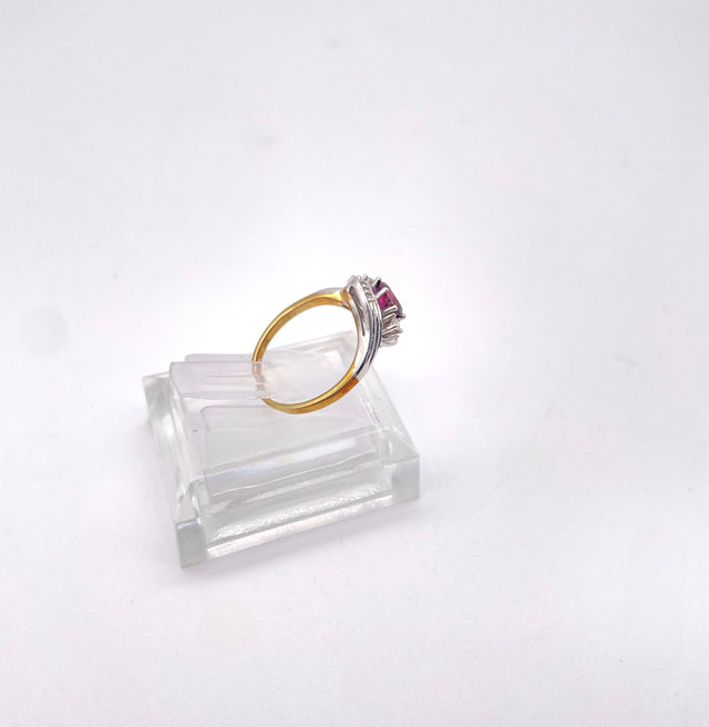 Bicolor Ring mit Rubin