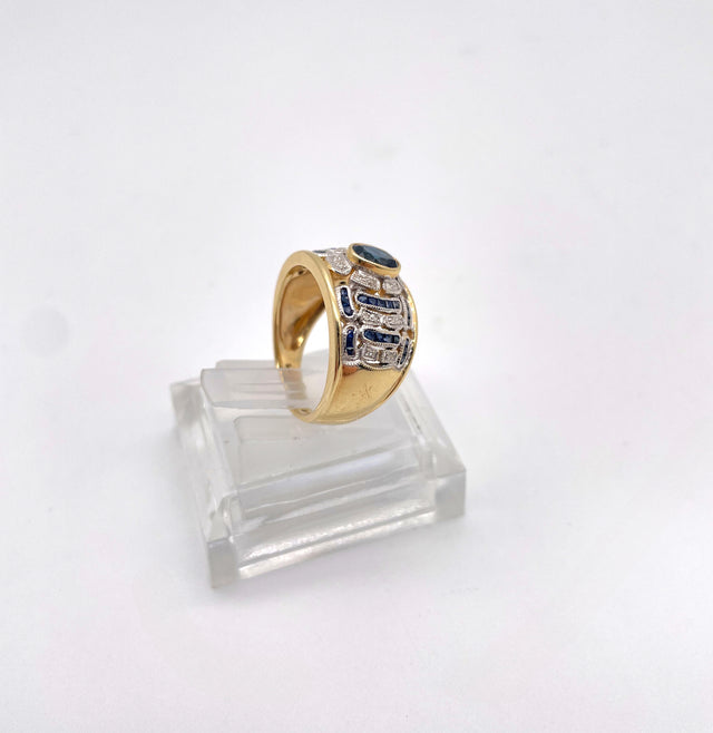 Goldring Saphir & Diamanten