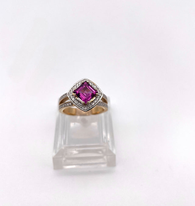 Ring mit Diamant und Amethyst