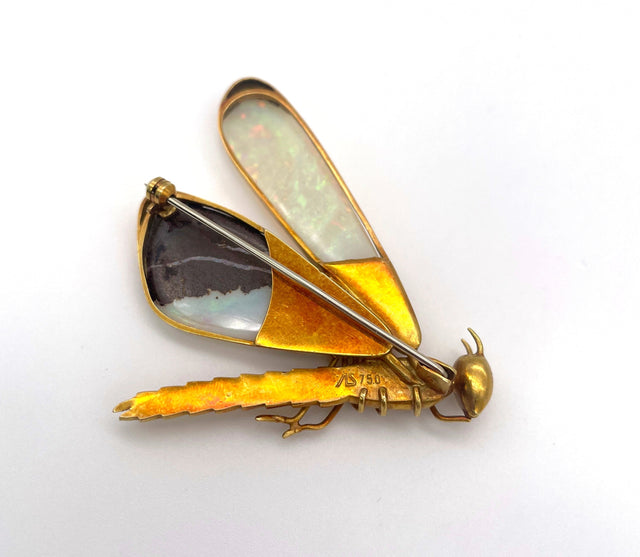 Elegante Anstecknadel mit Opal