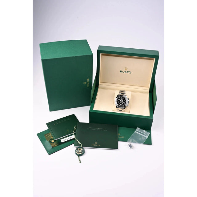 Rolex Daytona 126500LN mit geöffneter grüner Rolex-Originalbox