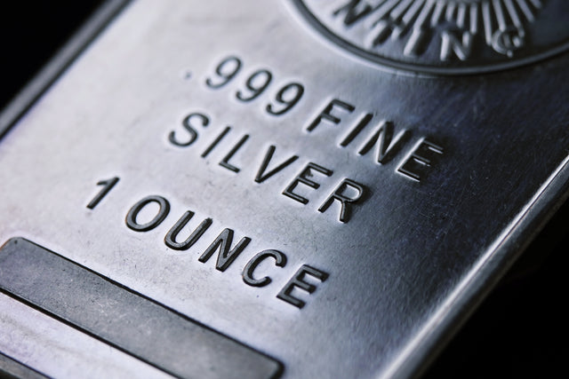 Nahaufnahme eines Silberbarrens