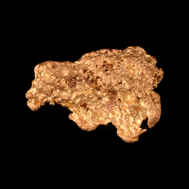 Goldnugget aus Leonora, Westaustralien, 0,52 g, Unikat Nr. 26-0327, freigestellt vor schwarzem Grund