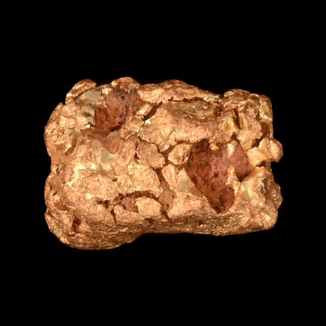 Goldnugget aus Leonora, Westaustralien, 0,58 g, Unikat Nr. 26-0326, freigestellt vor schwarzem Grund