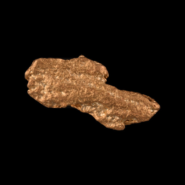 Goldnugget aus Leonora, Westaustralien, 0,59 g, Unikat Nr. 26-0220, freigestellt vor schwarzem Grund