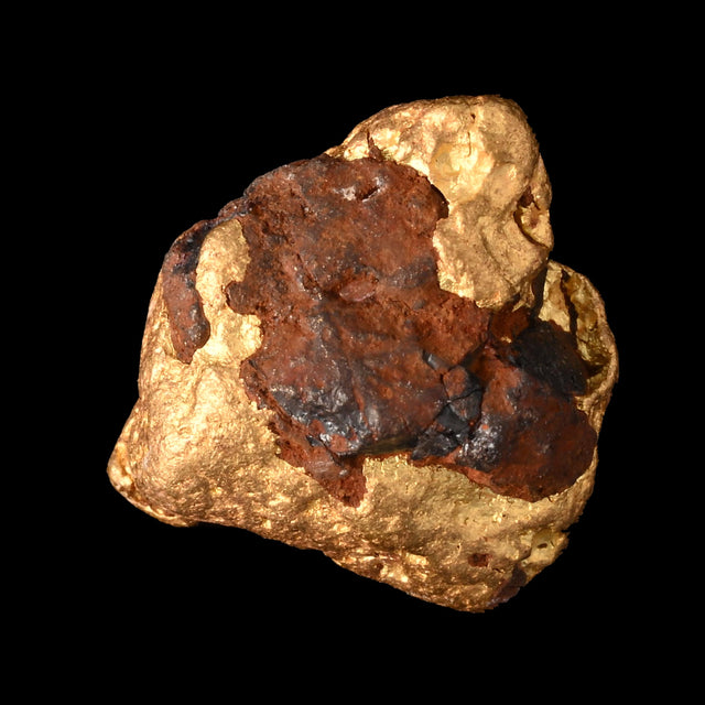 Goldnugget aus Leonora, Westaustralien, 1,04 g, Unikat Nr. 26-0336, freigestellt vor schwarzem Grund