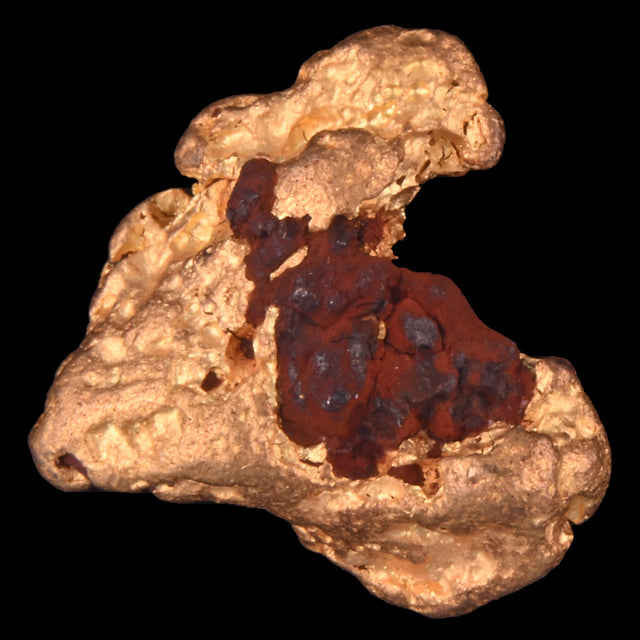 Goldnugget Nr. 26-0008 in der Nahaufnahme: Oberfläche und Struktur