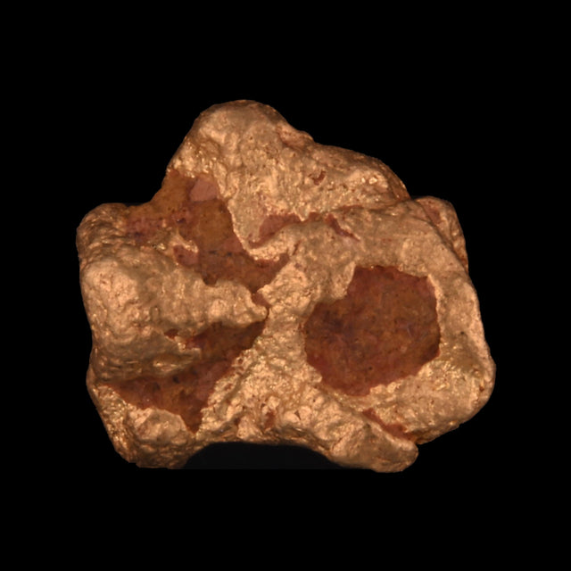 Goldnugget aus Leonora, Westaustralien, 1,36 g, Unikat Nr. 26-0166, freigestellt vor schwarzem Grund
